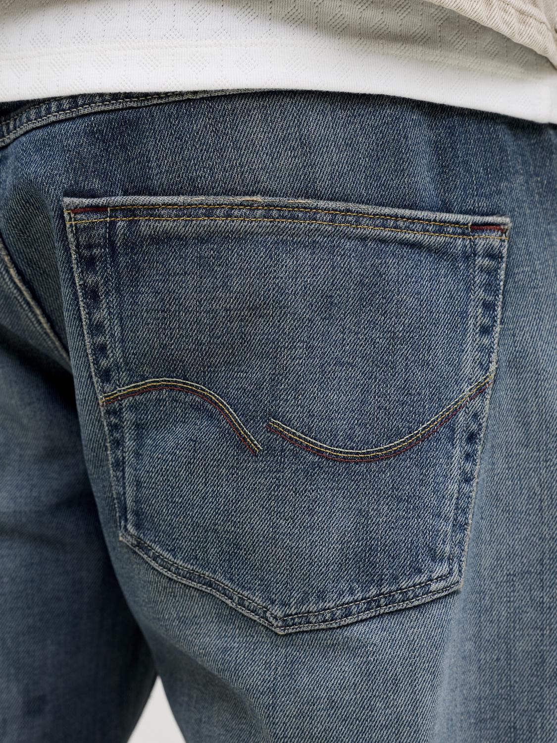 model_shot-detail